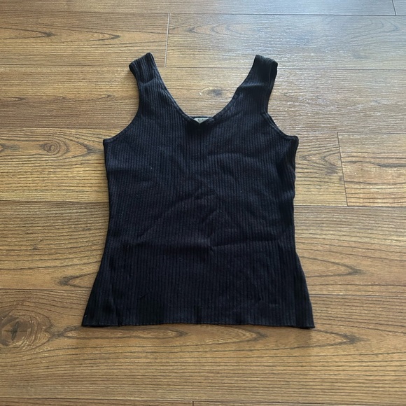 Ophelia Roe Tops - Elegant Black Ribbed Tank Top